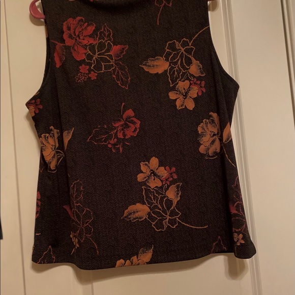 Axcess top - Picture 2 of 10